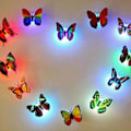 Miniatyrbild 5 av 5: Färgglad Lysande Fjäril LED Nattlampa Blinkande Simuleringsfjäril