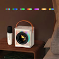 Pikkukuva 1 / 5: Mini Karaoke -laite Bluetooth-kaiutin värikkäillä valoilla Surround A