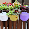 Miniatyrbillede 3 af 5: Vægophængt blomsterkurv i plastikharpiks til opbevaring af vand, boligindretning og have Yellow L