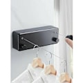 Miniatyrbilde 1 av 4: Uttrekkbar klessnor for utendørs bruk med 2 snorer, justerbar for tørking av klær, 4,2 m lengde, i svart.