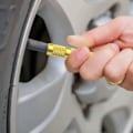 Miniatyrbilde 3 av 4: TS-Automatisk utluftingsventil, Bærbar dekkutluftingsventil med nøkkelring 4 i 1 Automatisk luftutluftingsventil i ren kobber for deflasjon