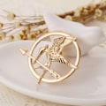 Miniatyrbild 4 av 5: The Hunger Games, Mockingjay, Prop Pin Brosch - Perfekt