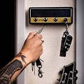 Miniatyrbillede 4 af 4: Triomphe Væg Nøgleholder, Guitarforstærker Krog Boligindretning Vægmontering, Med 4 Nøglekroge