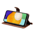 Pikkukuva 2 / 5: Samsung Galaxy A04s / A13 5G 2in1 Magneetti/Lompakkokotelo Ruskea