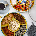 Miniatyrbillede 4 af 5: Ruderet fad, rund plastikbakke, fødevareopbevaringsbeholder til slik, snacks, tørret frugt, nødder