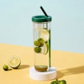 Miniatyrbillede 2 af 5: 700 ml halm kop transparent plast vandflaske med halm port