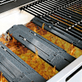 Miniatyrbild 5 av 5: Justerbar Värmeplåtssköld För Universell Grill, Kraftig Flamskydd I Rostfritt Stål Och Brännarskydd, Utdragbara Flamskydd Passar De Flesta Gasgrillar