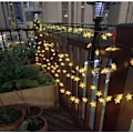 Miniatyrbillede 5 af 6: Solar Lyskæde Udendørs 7M 50 LED Vandtæt Stjerne Dekorativ Jule Solcellelampe til Fest, Bryllup, Have, Butik, Hjem Udendørs (Gul) Blanc