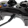 Miniatyrbild 4 av 5: Snygg trådlös handkontroll för Xbox 360, ergonomisk design med asymmetriskt grepp säkerställer bekvämt spelande, integrerad headsetport för sömlös anslutning