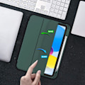 Miniatyrbild 2 av 8: Skal för iPad 10:e generationen, 2022 års modell (10,9 tum), med inbyggd pennhållare, slimmad lättviktsdesign, mjuk TPU-baksida, magnetiskt smart skydd för