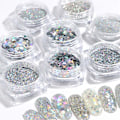Pikkukuva 3 / 3: Holografinen kynsi glitter -paljetit kynsien taiteeseen