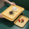 Miniatyrbilde 5 av 5: Plastbrett i eikemønster, brett for husholdningstekopper, hveteplate