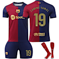 Pikkukuva 1 / 2: 2425 Barcelona kotipaita  No. 8 Pedri No. 9 Lewandowski No. 10 Messi No. 19 LAMINE YAMAL ja muita jalkapallopaitoja setti NO.19 LAMINE YAMAL/kulta-Xin NO.19 LAMINE YAMAL/Gold 20