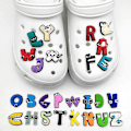Pikkukuva 3 / 5: 26 kpl Alphabet Lore -kenkäkoristeet, kenkien koristelu, sarjakuvakirjainkoristeet tee-se-itse Croc-puukenkä sandaaleihin rannekorun koristelutarvikkeisiin -xindaren