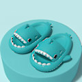 Miniatyrbild 2 av 2: Shark Tofflor Halkfria duschtofflor Badrumstofflor Mjuka sommarsandaler för flickor och pojkar Nyhet