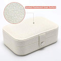 Miniatyrbillede 2 af 6: Smykkeskrin Lille Smykkeorganiser Rejsesmykkeetui Opbevaring til Kvinder Piger, Premium Kunstlæder Dobbelt Lag Smykkeskrin Organiser White