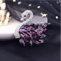 Miniatyrbild 3 av 4: Elegant Crystal Brooches Come In Five Different Styles And Colors Including Swan And Bouquet Making Them Perfect For Daily Wear