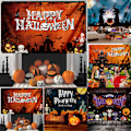 Pikkukuva 3 / 3: Halloween-kurpitsat taustakoristeena sohville ja pihoille C