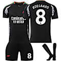 Miniatyrbild 1 av 2: 2425 Arsenal bortaställ No. 7 Saka, No. 8 Odegaard, No. 11 Martinelli och andra vuxen- och barnklädesset No. 8 Odegaard L