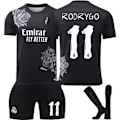 Miniatyrbilde 1 av 2: 2425 Real Madrid Y3 co-branded fotballdrakt nr. 7, Ronaldo 5, Bellingham 10, Mbappe og andre voksen- og barnedrakter No.11 RODRYGO 18