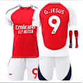 Pikkukuva 1 / 2: 2425 Arsenalin kotiottelupaita nro 7 Saka, nro 8 Odegaard, nro 11 Martinelli ja muut aikuisten ja lasten pelipaita setit No.9G.JESUS 16
