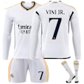 Miniatyrbild 1 av 2: 2324 Real Madrid långärmad fotbollströja nr 7 Vinicius 5 Bellingham 10 Modric och andra fotbollströjset No.7 VINI JR. 12