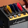 Miniatyrbild 5 av 5: Plektrumhållare Gitarrförstärkare Högtalare Plektrumhållare Retro Gitarrförstärkarmodell för Musiker Gitarrister