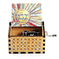 Miniatyrbild 1 av 5: Handsnidad Speldosa i Trä med Handvev - You Are My Sunshine style 1