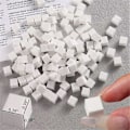 Miniatyrbillede 4 af 5: 100 stk. Nail Art Svamp Bløde Svampe Gradient Nail Art Stamper Værktøjer Farve Fade Manicure DIY Neglesvamp Griber Værktøjer