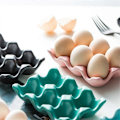 Miniatyrbilde 3 av 5: Kjøkkenutstyr Eggebrett Eggeholder Husholdnings Keramisk Servise Utstyr Eggebrett Eggebrett Hvit