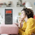 Miniatyrbilde 3 av 4: Bærbar Lomme FM AM Radio Vekkerklokke Søvn Digital Radio God Mottak Batteridrevet for Utendørs Overlevelse