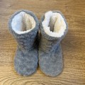 Miniatyrbild 1 av 6: Vinter Damtofflor Skor Vinter Par Golvstrumpor Vuxen Halkfri Förtjockning Sammet Inomhusdans Hög-Tube Tofflor Mörkgrå dark grey 35-37