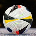 Miniatyrbillede 6 af 8: 2024 Høj-kvalitets Professionel Størrelse 5 PU Fodbolde 1PCS