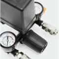 Miniatyrbilde 4 av 5: Trykkregulator med trykkvakt for kompressor Trykkvakt med 2 displayer