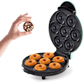 Miniatyrbild 1 av 4: Mini Donut Maker Maskin för Barnvänlig Frukost, Snacks, Desserter & Mer med Non-stick Yta, Gör 7 Donuts - Aqua