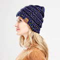 Miniatyrbillede 3 af 5: Huer til kvinder med satinfor, Slouchy med silkefor, Varm strikket hue med manchet til vinter