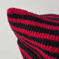 Pikkukuva 3 / 5: Kissan korvat - neulottu beanie-pipo, raidallinen, talvi, lämmin, joustava, musta ja punainen Black and Red