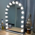 Miniatyrbilde 4 av 5: LED Sminkespeil for Skrivebord Soverom Toalettbord Berøringskontroll 360° Roterende Sminkespeil