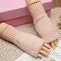 Miniatyrbillede 2 af 4: 1 Par Kvinder Piger Elastisk Plys Handsker Halv Finger Vanter Mink Pels Hold Varme Blød Mode Vinter Handsker pink