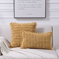 Miniatyrbilde 6 av 6: Pakkedekorative putetrekk 45x45 cm med dusker for sofa, seng, stue, bondegård Boho hjemmeinnredning Yellow