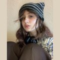 Pikkukuva 5 / 5: Kissan korvat - neulottu beanie-pipo, raidallinen, talvinen, lämmin, joustava, musta ja harmaa Black and Grey