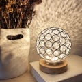 Miniatyrbillede 3 af 5: Krystal USB Bordlampe Sølv Krystal Kugle med Træbase Natbordlampe Dæmpbar Natlys til Soveværelse, Stue, Kontor, Bedste Gave