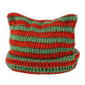 Pikkukuva 1 / 3: Kissan korvat - neulottu beanie-pipo, raidallinen, punainen ja vihreä, talvinen ja lämmin, joustava Red and Green