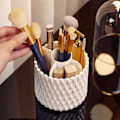 Miniatyrbillede 4 af 5: Makeupbørste Opbevaringskasse med Transparent Dæksel, 360° Roterende Makeupbørste Holderboks, Kosmetik Organiser Spand, Multifunktionel Skrivebords Opbevaringsboks
