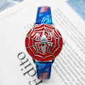 Miniatyrbilde 2 av 5: Superhelt Marvel Avengers Kvartsklokke Barn Flip Case Klokke spiderman
