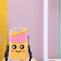 Miniatyrbild 2 av 5: Bärbar Vattenkopp Söt Tecknad Design Stor Kapacitet Plast