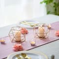 Miniatyrbillede 2 af 7: Sæt med 2 Gyldne Lysestager i Geometrisk Design