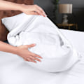 Miniatyrbilde 5 av 5: Sengesett 4 deler 150x200 - Børstet mikrofiberpolyester - Tilpasset laken, flatt laken og 2 putevar White