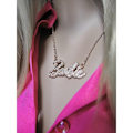 Pikkukuva 2 / 6: Barbie Crystal Script Logo -kaulakoru xixl Rose Gold Rose Gold