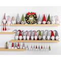 Miniatyrbild 7 av 7: Julgranshängande tomtenissar prydnader set om 10, svenska handgjorda plysch tomtenissar jultomte hängande heminredning semesterdekorationer